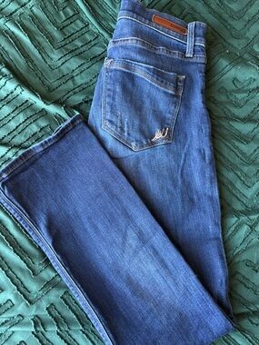 Express woman’s denim. JEAN SALE!